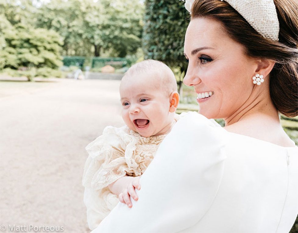 prince-louis-new-christening-photo-smiling-z