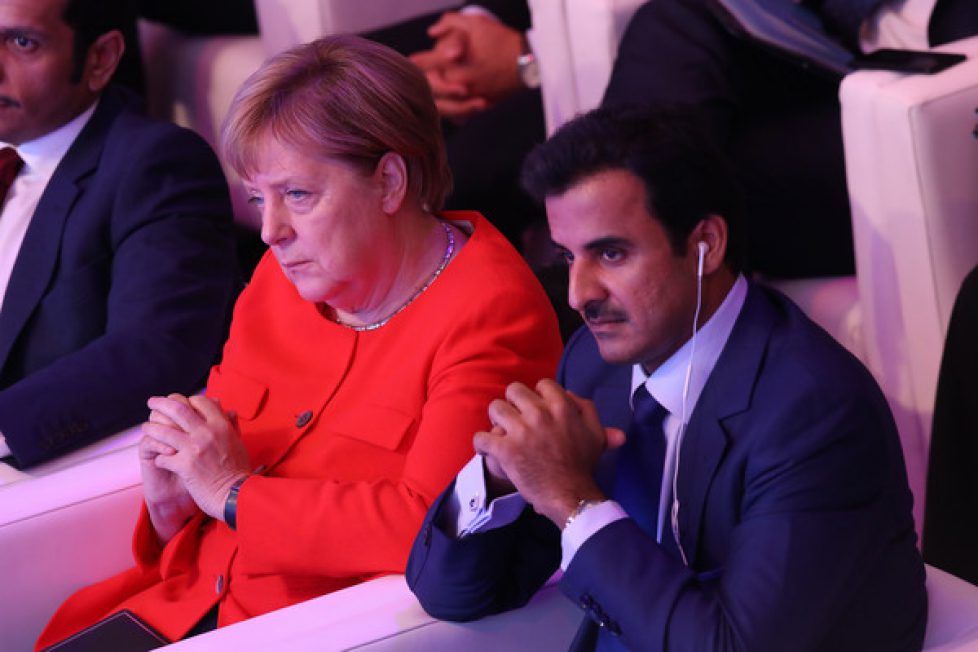 Qatari+Emir+Angela+Merkel+Attend+Qatar+Business+ZHH-yJwhWGRl