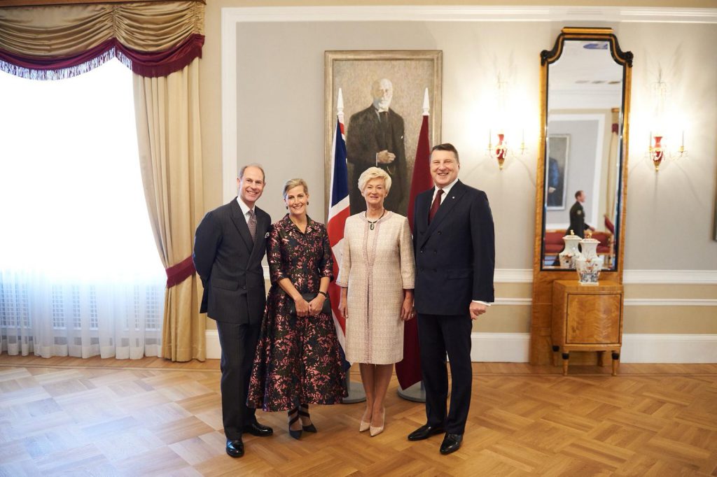 Le comte et la comtesse de Wessex en Lettonie Noblesse & Royautés