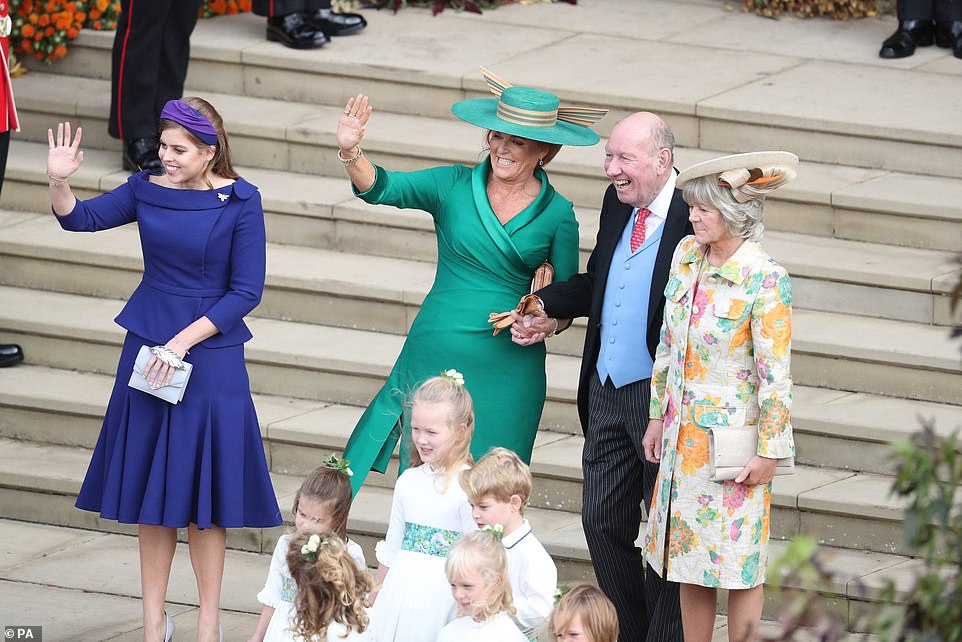 4998596-6270269-His_father_held_hands_with_Eugenie_s_mother_Sarah_Ferguson_on_th-a-7_1539367524036.jpg