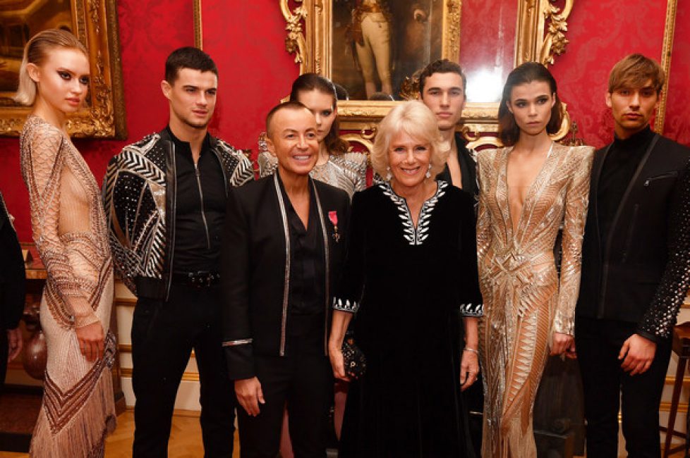 Duchess+Cornwall+Attends+Julien+Macdonald+m4VIWMQE1zVl