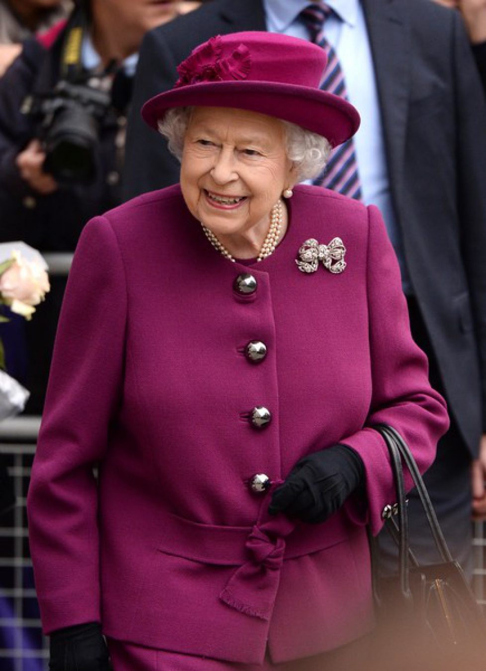 Queen+Attends+Anglo+Norse+Society+Centenary+Fp3Nh3XOjo6l