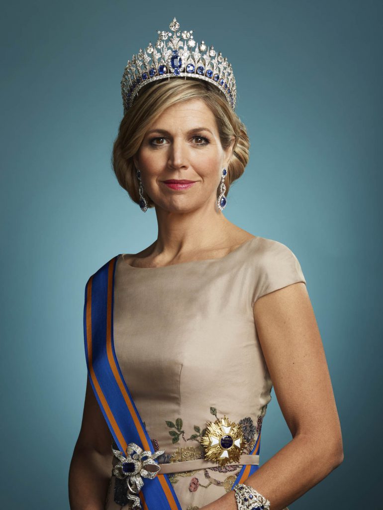 Reine Maxima Actualites La reine Maxima souffrante – Noblesse & Royautés