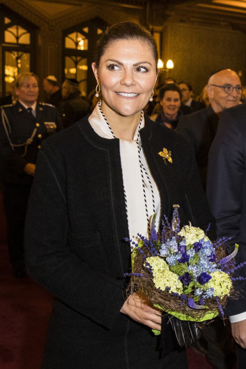 Crown+princess+Victoria+Sweden+Attends+Memorial+5DxZamqE5Zvl