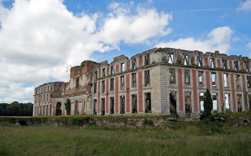 Les ruines du château de la Ferté Vidame