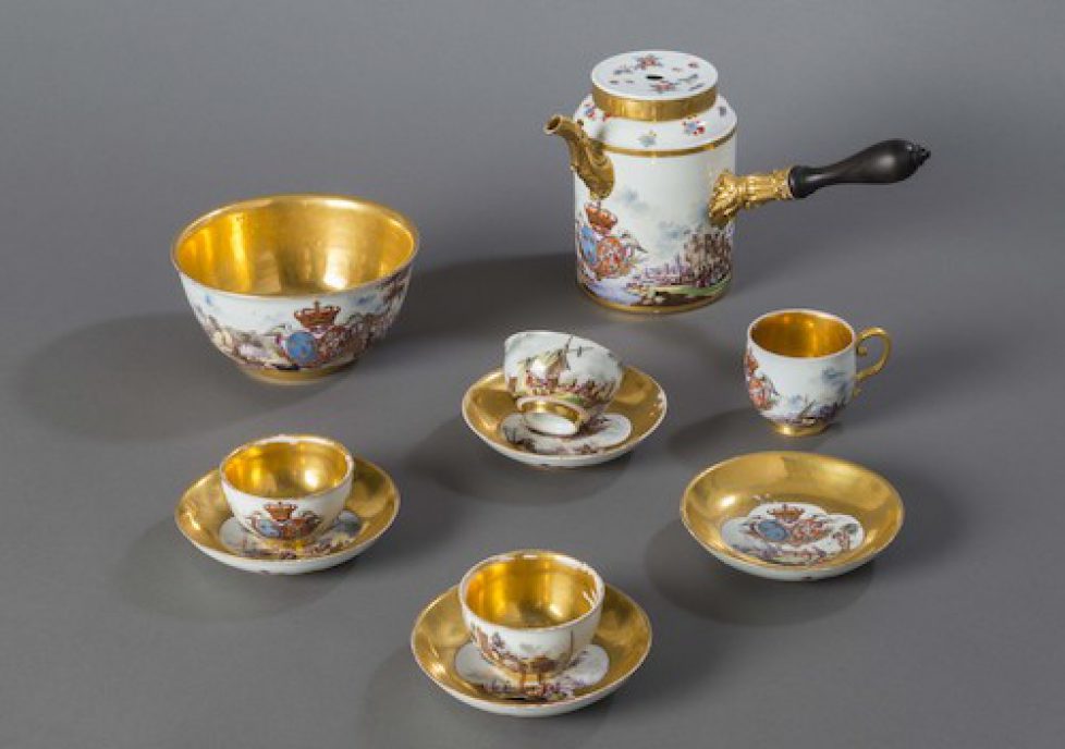 Vaisselle en porcelaine de Meissen offerte à la reine Marie Leszczynska