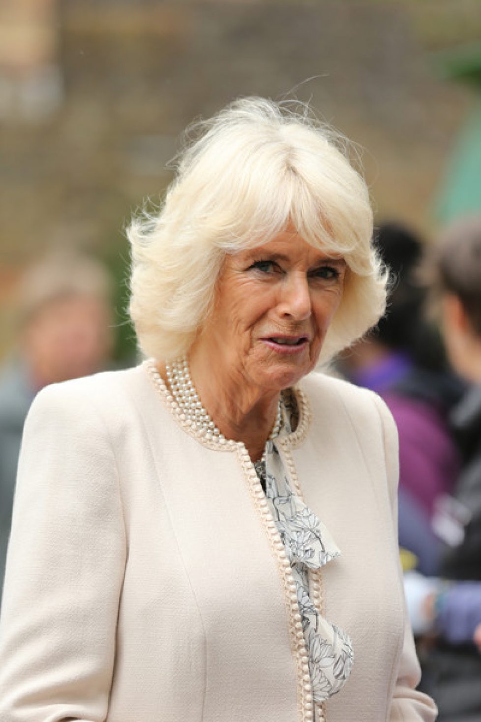 Duchess+Cornwall+Visits+Fulham+Palace+vMuO-EC_Cbpl