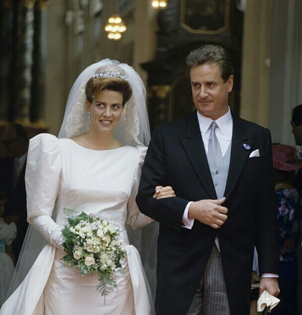 prince-gundakar-of-liechtenstein-marries-marie-dorleans-juillet-1989-picture-id162567245-1-1-1