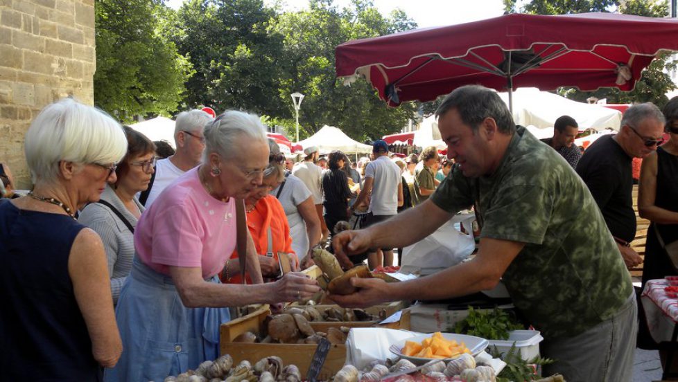 REINE MARGARETHE DU DANEMARK SUR LE MARCHE DE CAHORS