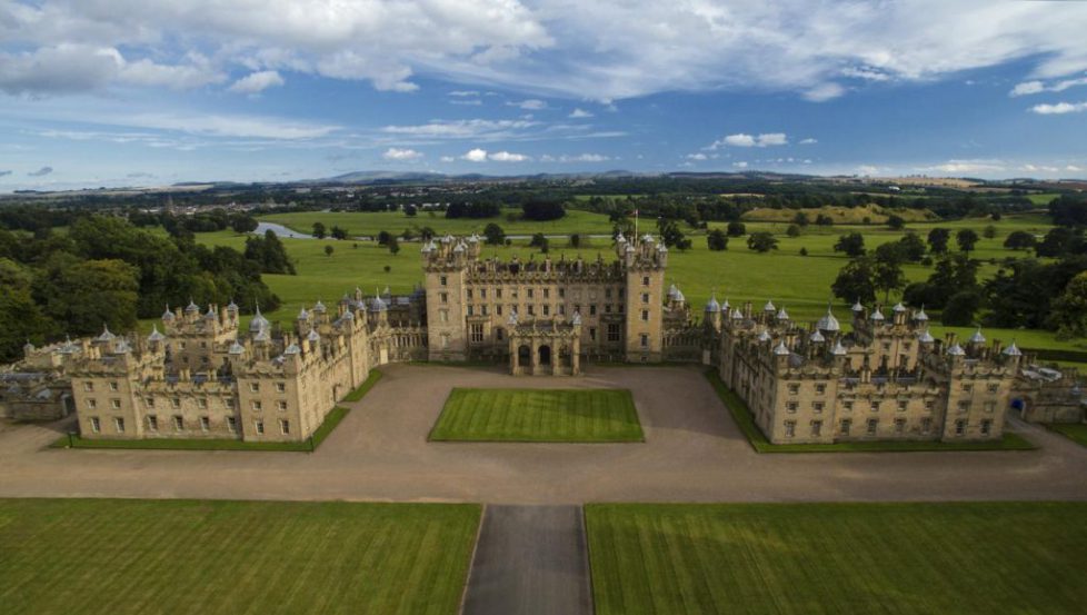 floors-castle-front-view