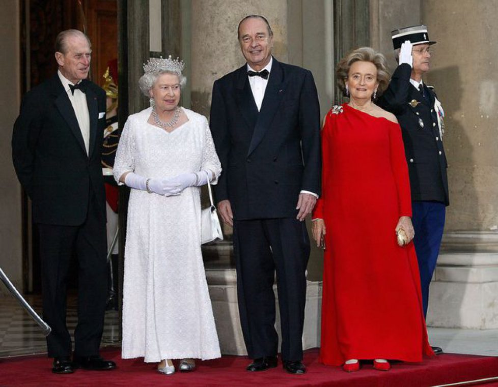 le-prince-philip-la-reine-elizabeth-ii-jacques-et-bernadette-chirac-en-avril-2004-a-paris_5564807