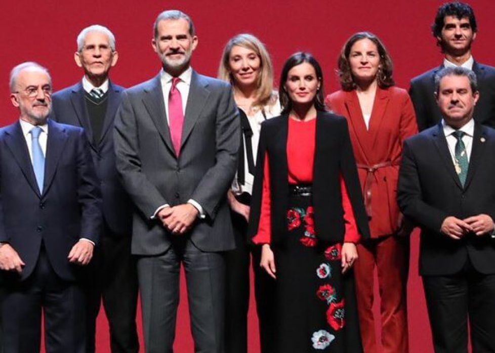 Queen-Letizia-in-Zara-cape-and-Hugo-Boss-silk-blouse-5