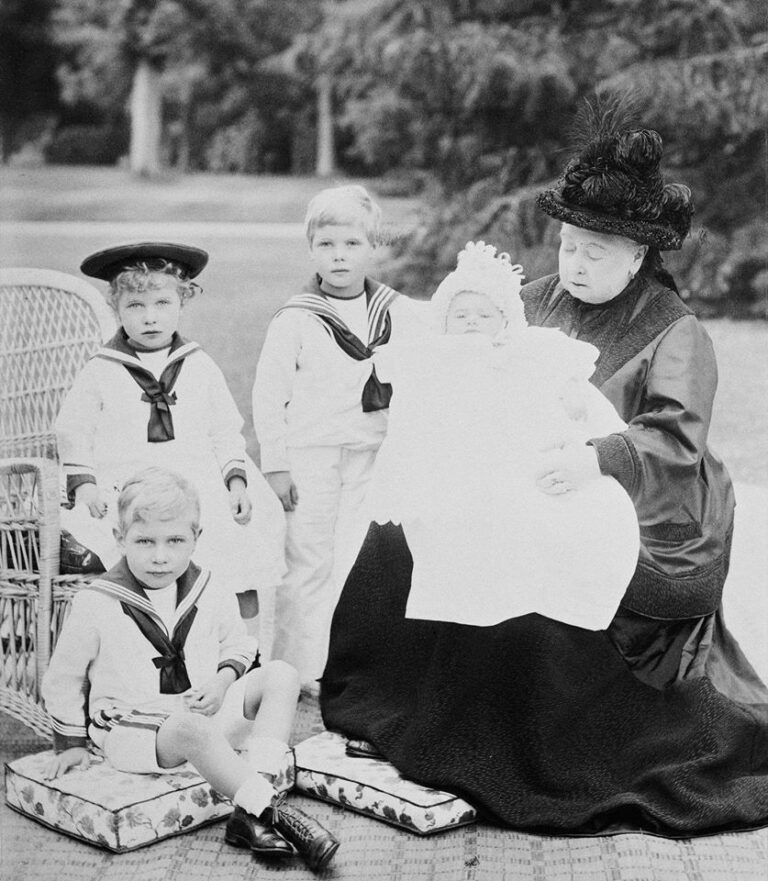 Combien D' Enfant A Eu La Reine D'angleterre