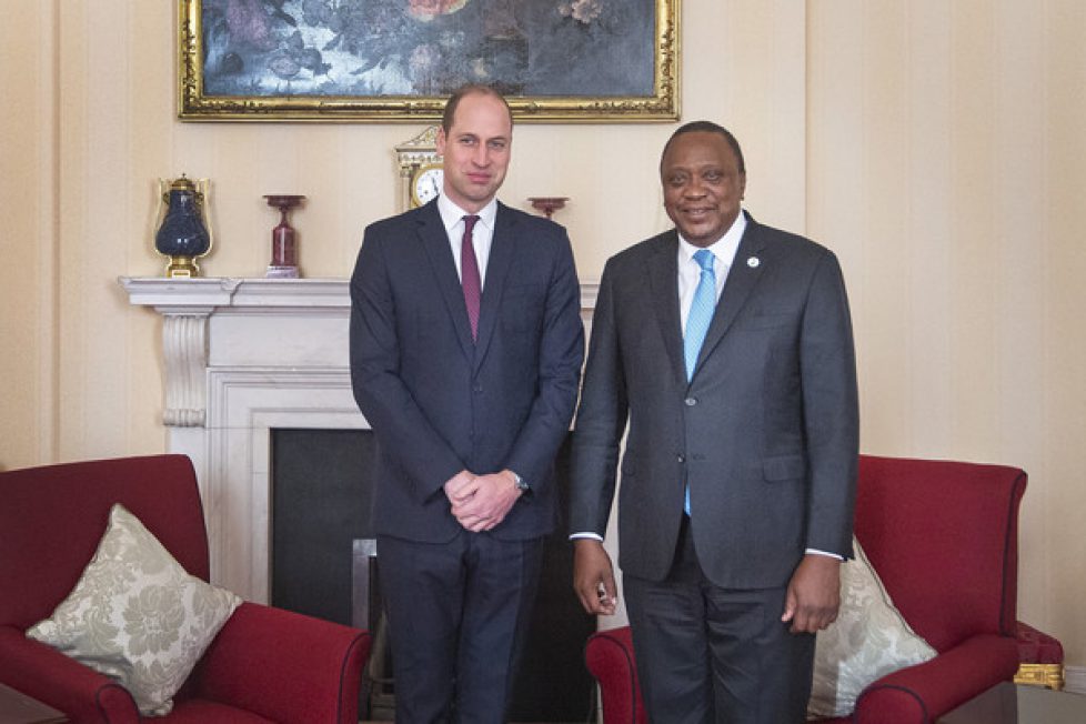 Duke+Cambridge+Hosts+Kenyan+President+Uhuru+r2DYUQ5vY8zl