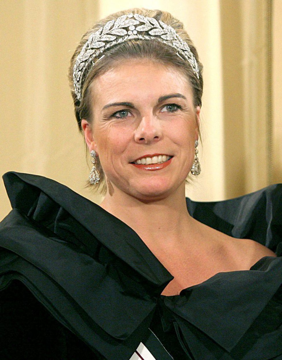 75--the tiara-H.R.H. Princess Laurentien of The Netherlands, née Brinkhorst (1966) 1229cu8_zpscr9qkm3z