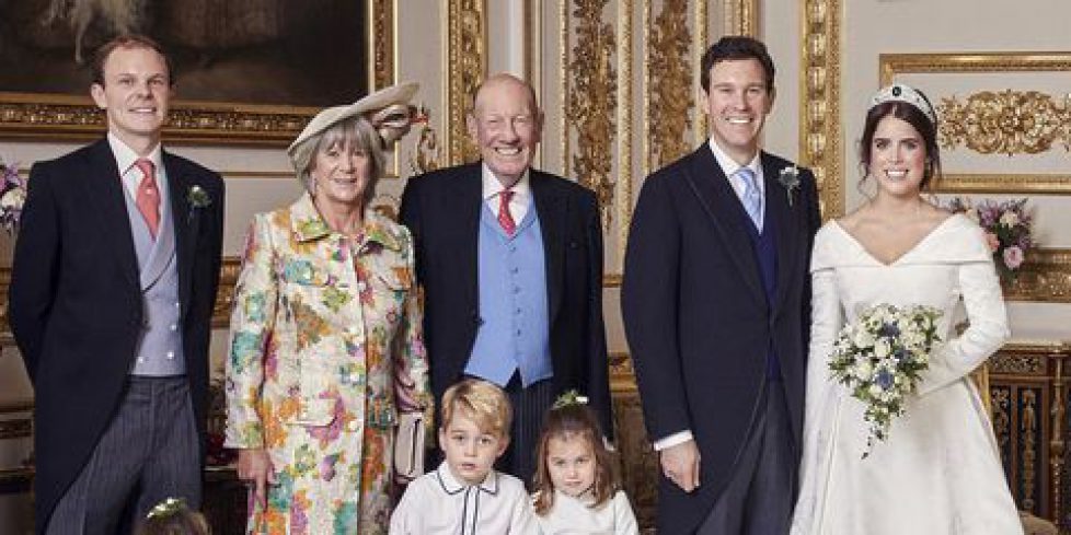 george-charlotte-princess-eugenie-jack-brooksbank-official-portraits-hbz-mega291794-001-1539466937 george-charlotte-princess-eugenie-jack-brooksbank-official-portraits-hbz-mega291794-001-1539466937