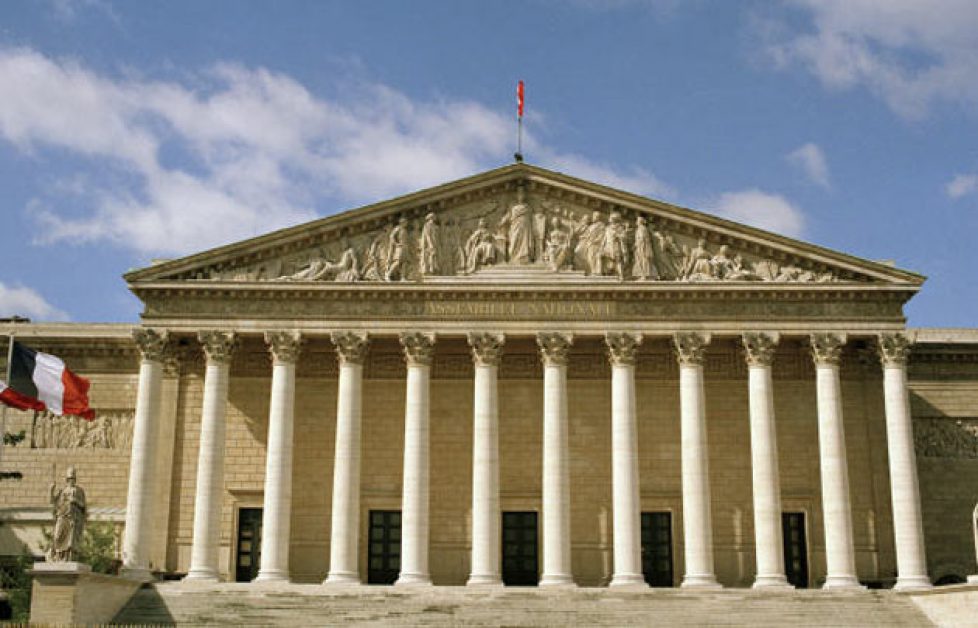 Palais-Bourbon-facade-630x405-C-OTCP-Assemblee-Nationale