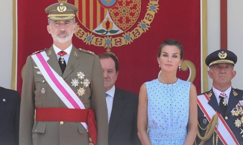 queen-letizia-in-and-me-unlimited-gabriela-dress-2