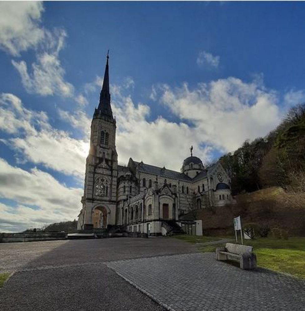 basilique Domremy1