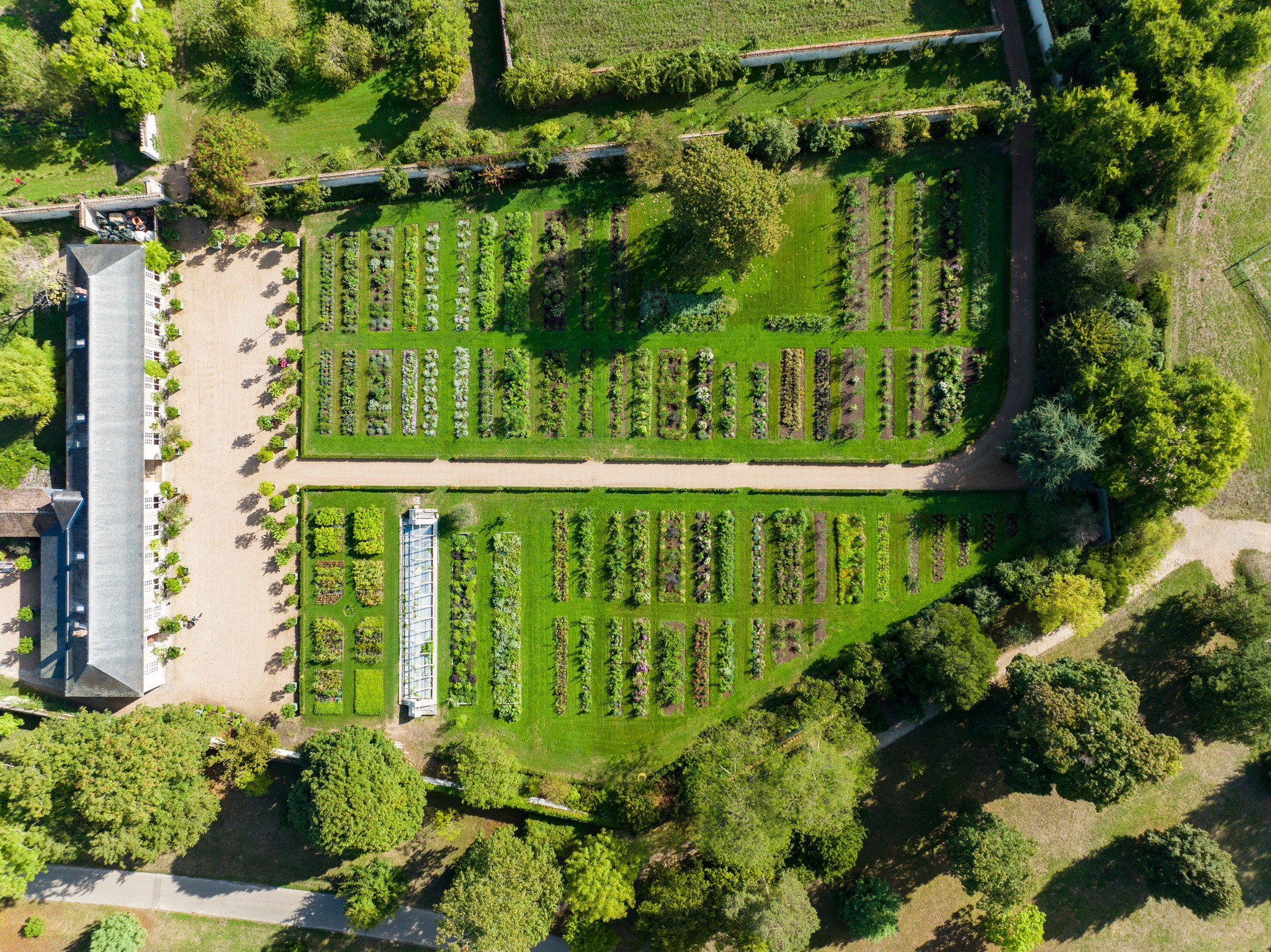 Prochaine ouverture du Jardin du Parfumeur à Versailles Noblesse