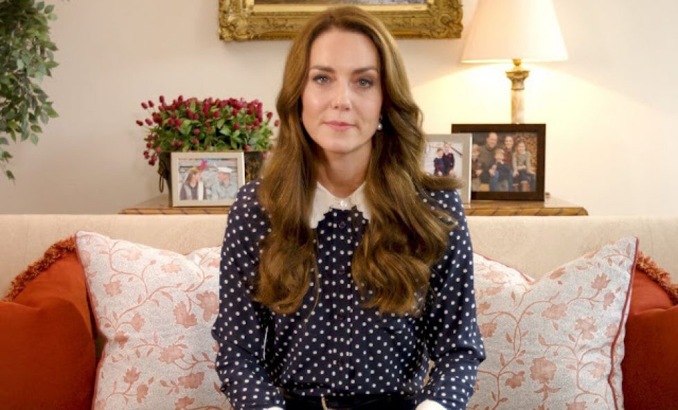 Princess-of-Wales-in-tory-burch-polka-dot-blouse
