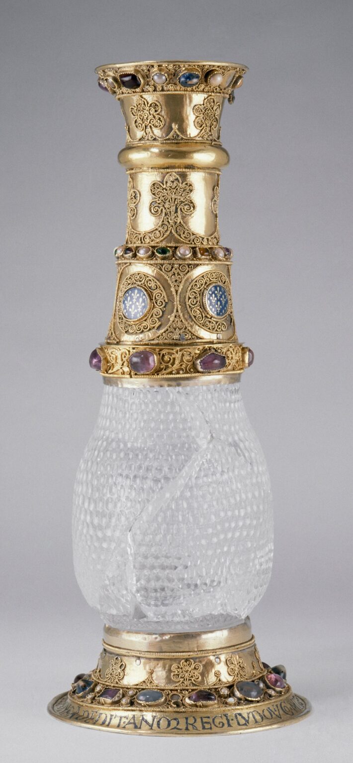 Vase en cristal de roche dit d’Aliénor Noblesse & Royautés — free download