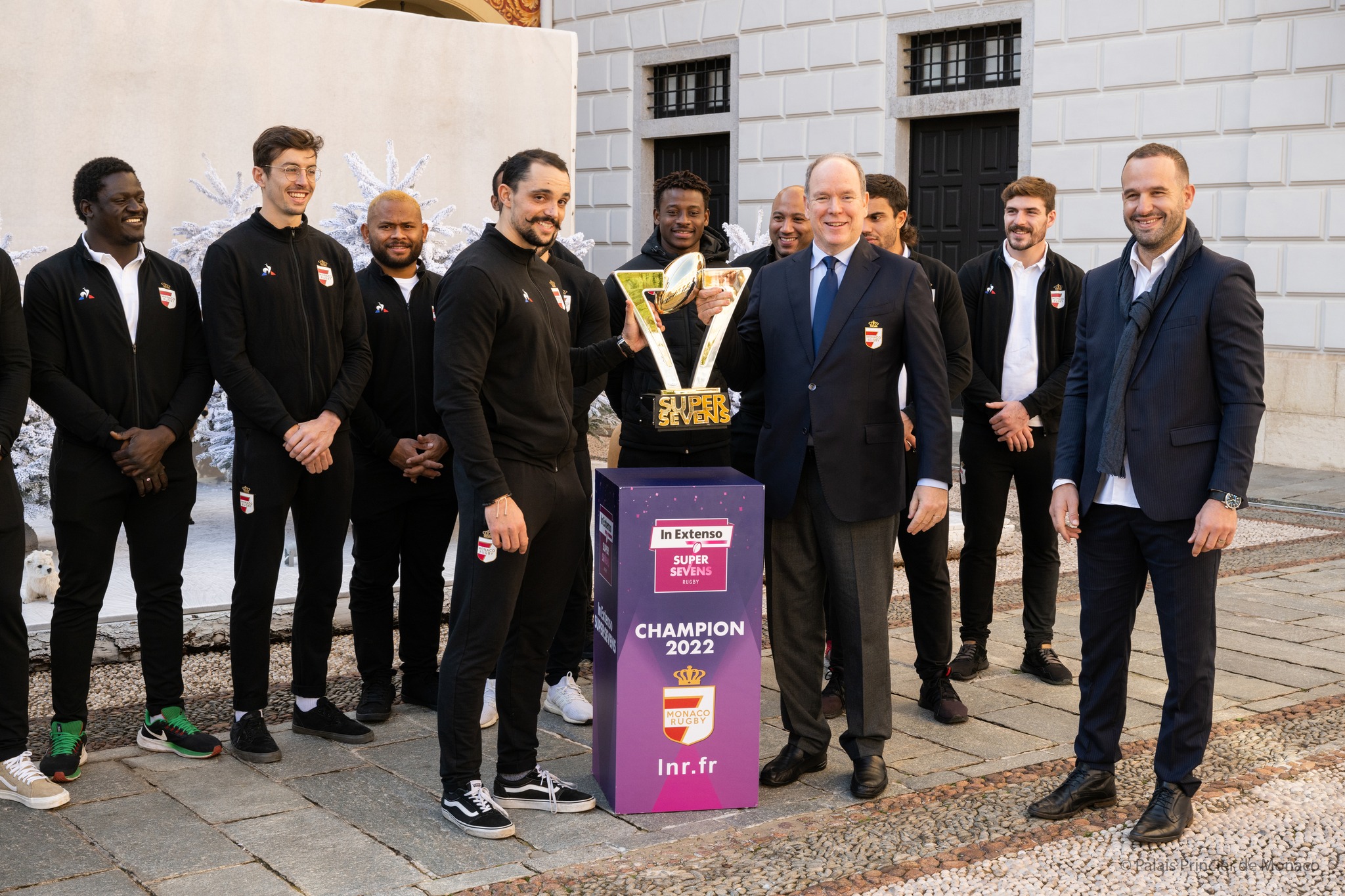 Albert de Monaco reçoit le Monaco Rugby Sevens Noblesse & Royautés
