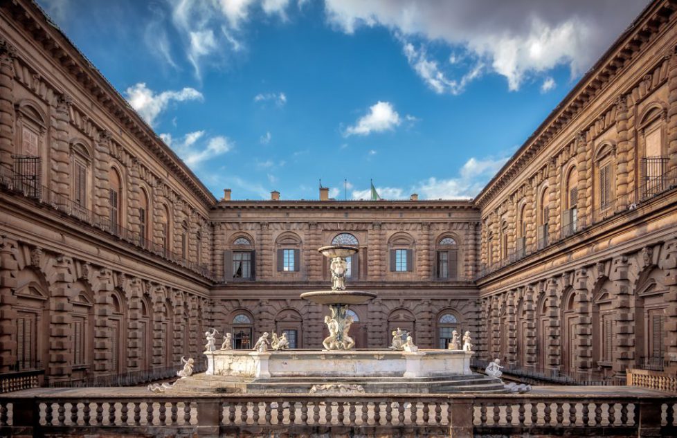 View,On,Palazzo,Pitti,From,The,Boboli,Gardens