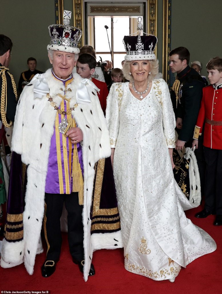 Couronne de la reine Mary pour le couronnement de la reine Camilla - RÊVE  DE BIJOUX HAUTE