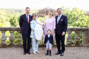 Baptême de François de Luxembourg photos de famille Noblesse & Royautés