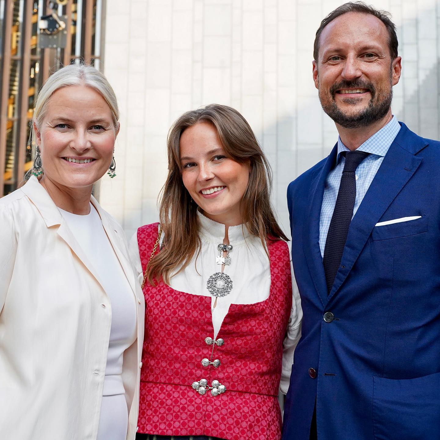 Ingrid Alexandra de Norvège diplômée – Noblesse &amp; Royautés