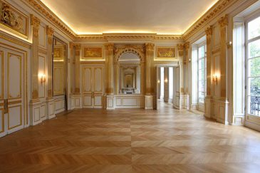 Hotel_de_Mercy-Argenteau_-_grand_salon_vers_l_est-paris-zigzag1