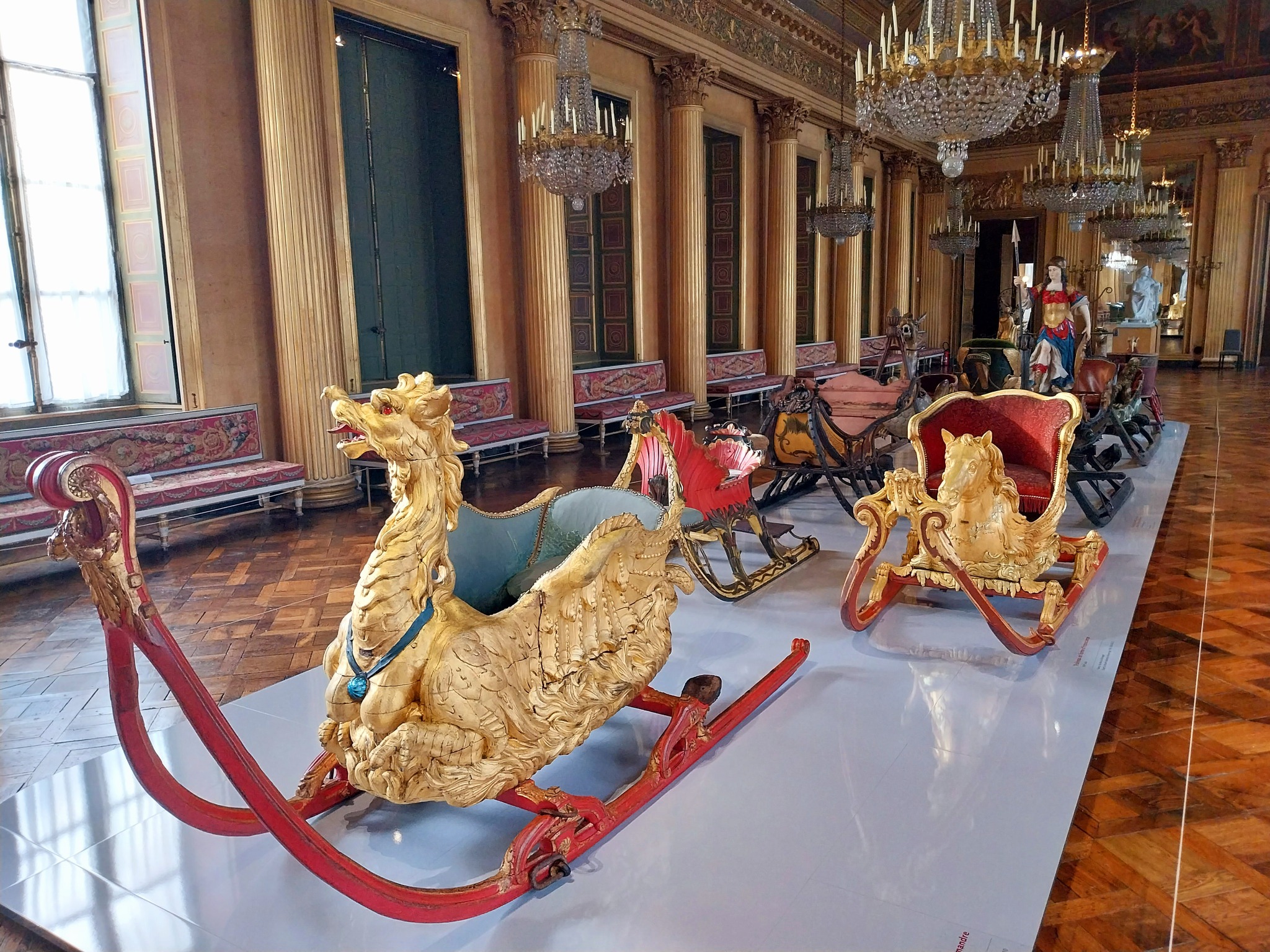 Exposition « Fantastiques traîneaux » à Compiègne Noblesse & Royautés