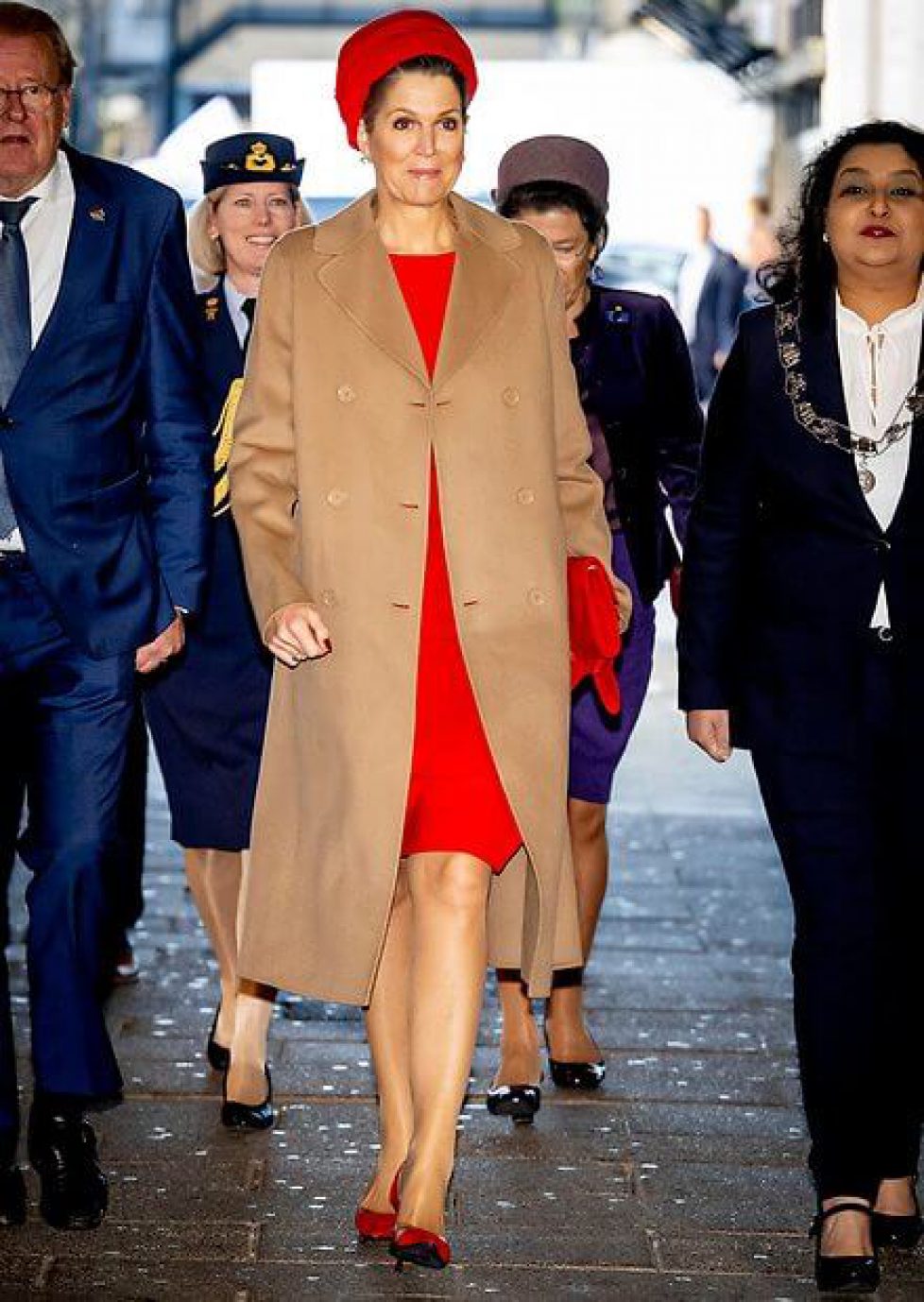 queen-maxima-in-maxmara-madame-coat-and-natan-dress-3