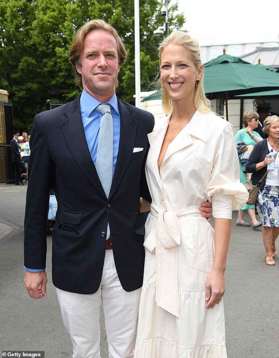 81917557-13188199-The_couple_are_pictured_here_at_the_Wimbledon_Tennis_Championshi-a-6_1710260090117 81917557-13188199-The_couple_are_pictured_here_at_the_Wimbledon_Tennis_Championshi-a-6_1710260090117