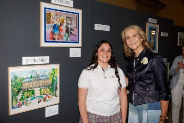 Infanta Elena en acto de entrega de premios de pintura