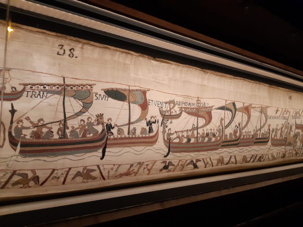 La-Tapisserie-de-Bayeux-15-scaled
