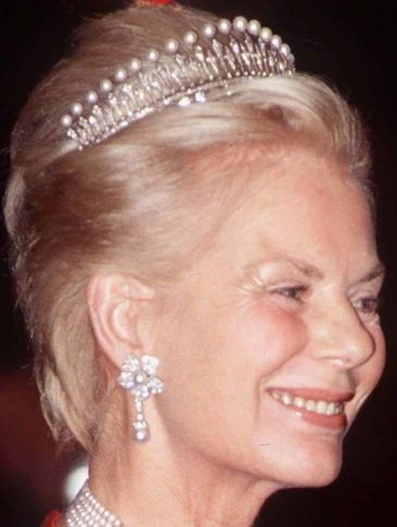 Pearl Fringe Tiara () Katharine, Duchess of Kent 4