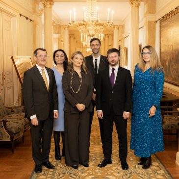 590429935_18331090294214060_3124350776105555108_n