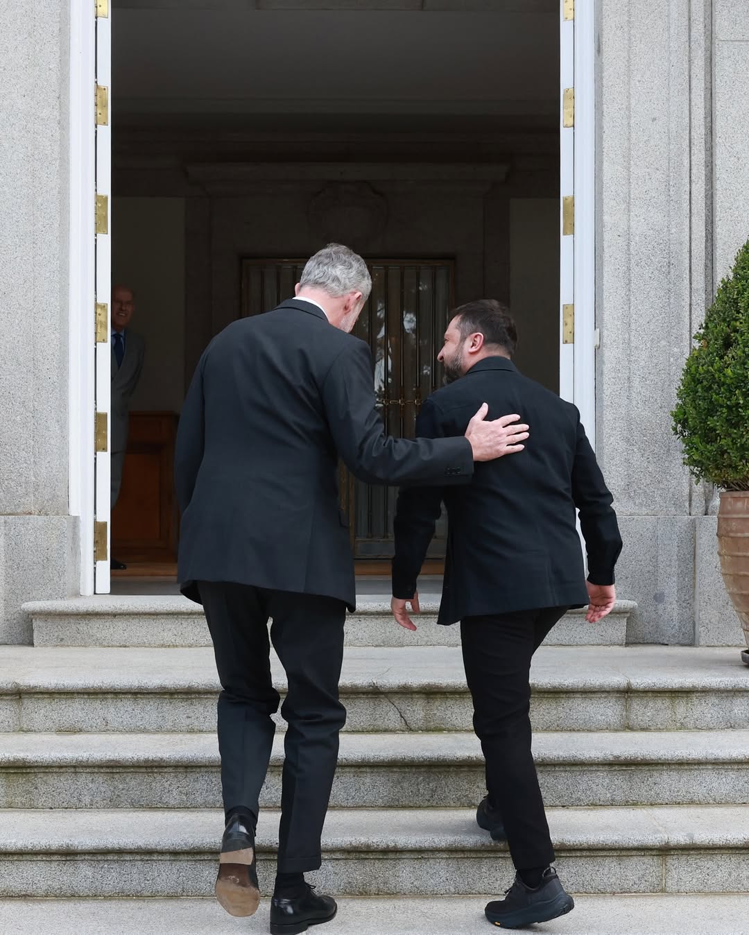 654592807_18352372660228912_605207893816138623_n