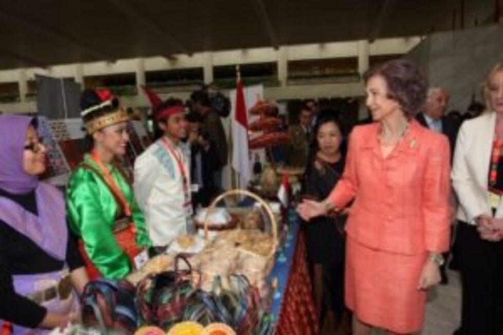 La reine d&rsquo;Espagne à la kermesse de l&rsquo;association diplomatique