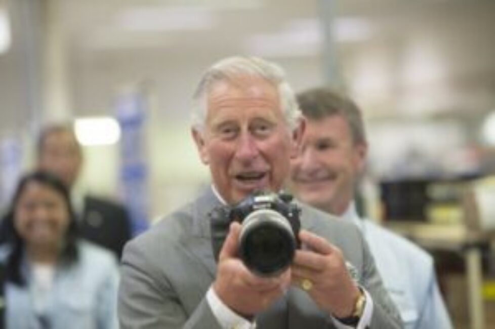 Le prince Charles au centre technologique de Sony