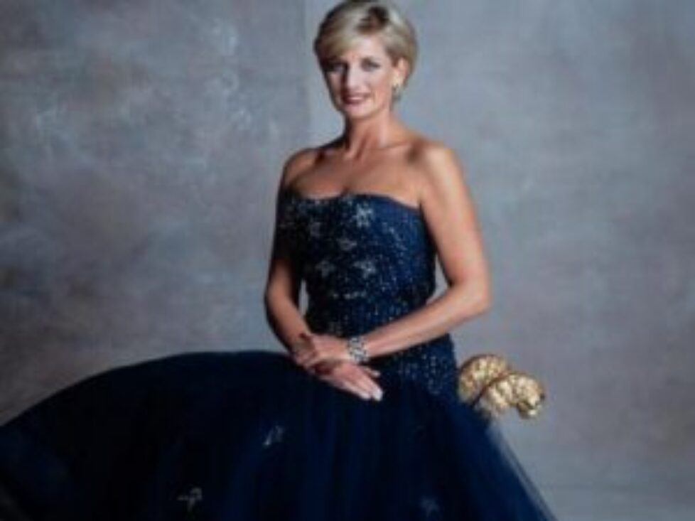 Le bleu, l&rsquo;une des couleurs préférées de la princesse Diana