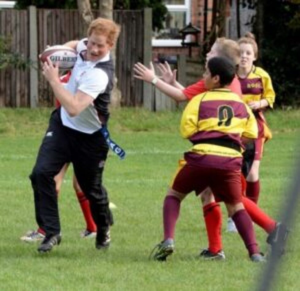 hlunnamedPrince+Harry+Rugby+Training+Session+6Wv-N-mDas0l