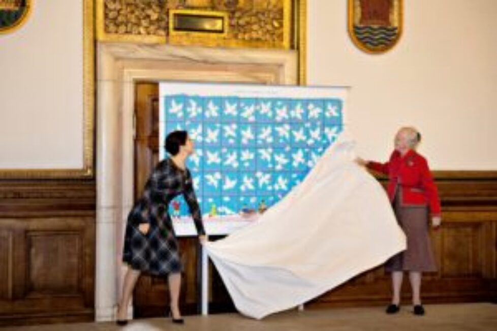 Dronningen og Mary - Julemærket 2015