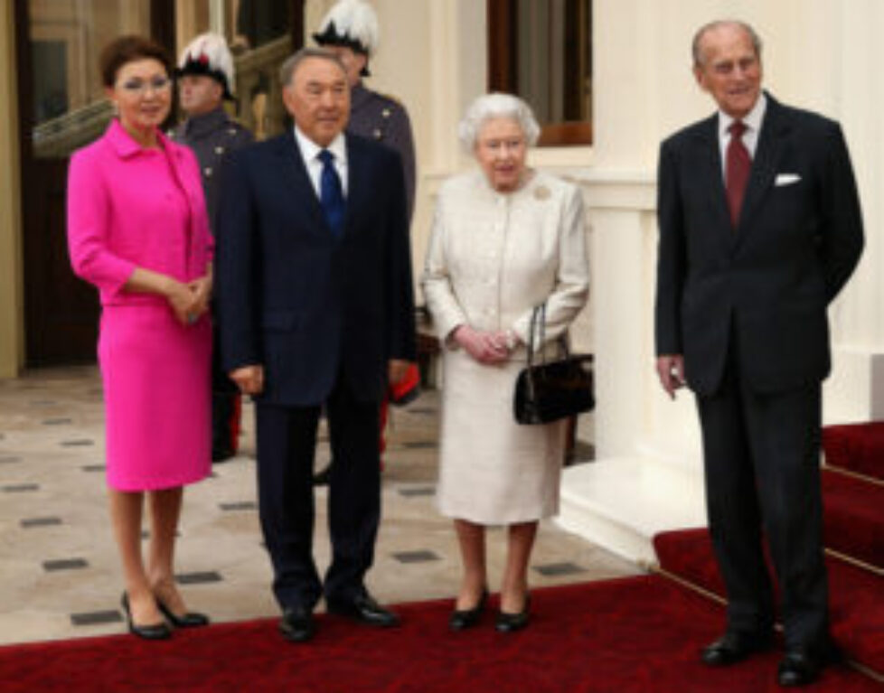 Queen+Receives+President+Kazakhstan+0bIaZbj72qel