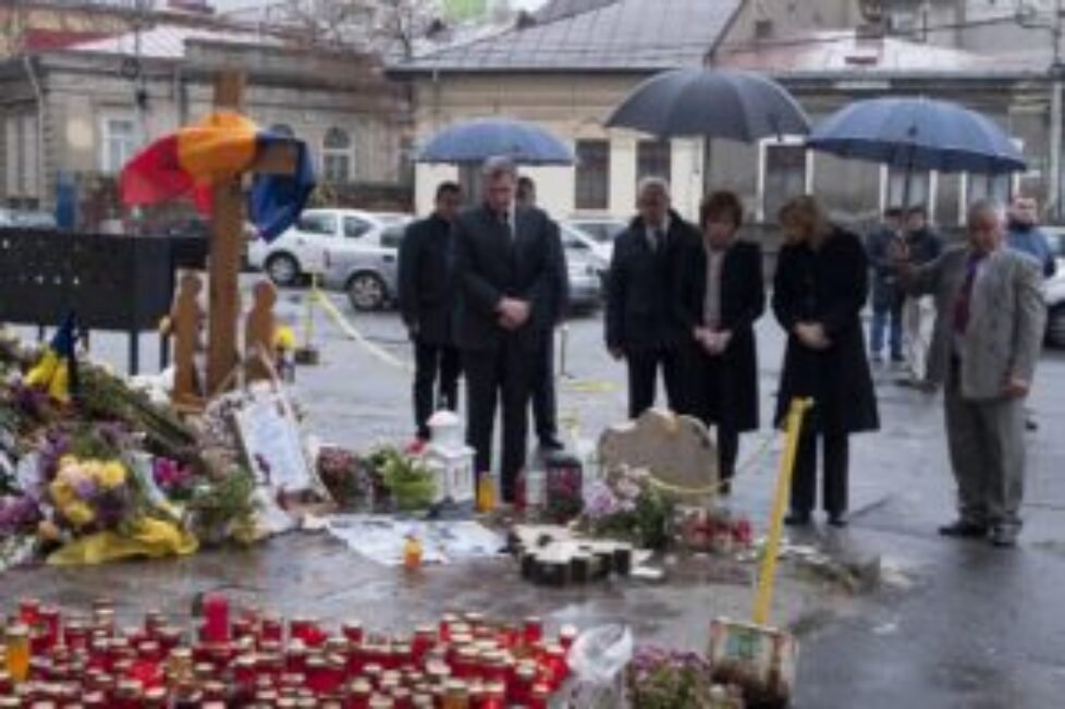 Familia-Regală-revine-la-locul-tragediei-din-Capitală-28-noiembrie-2015-©-Daniel-Angelescu-Casa-Majestății-Sale-Regelui-6