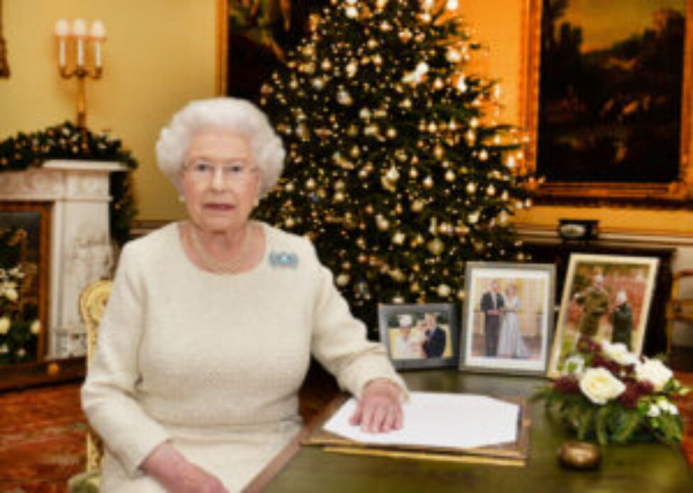 Queen+Elizabeth+II+Christmas+Broadcast+2015+z0hNX3-j8JYl
