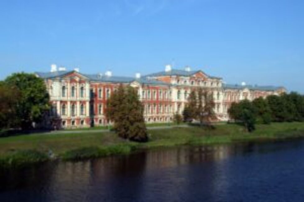 Jelgava_Castle_(Jelgavas_pils)