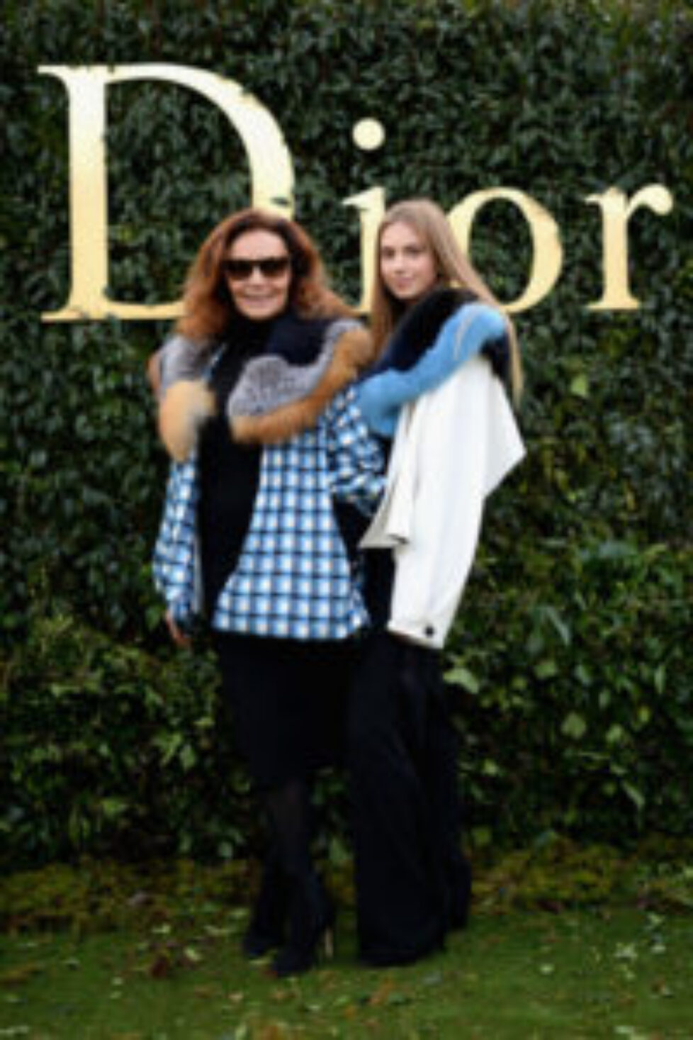 Christian+Dior+Outside+Arrivals+Paris+Fashion+_ycgxO6MM1Dl